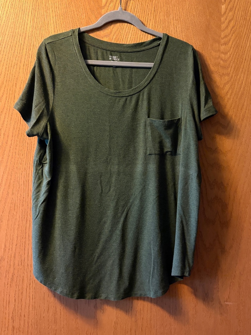 Market and Spruce Elaine Pocket tee. Size XL. Olive green
